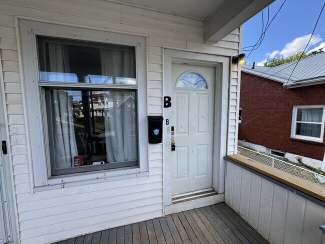 44 Henry St in Moncton, NB - Building Photo - Building Photo