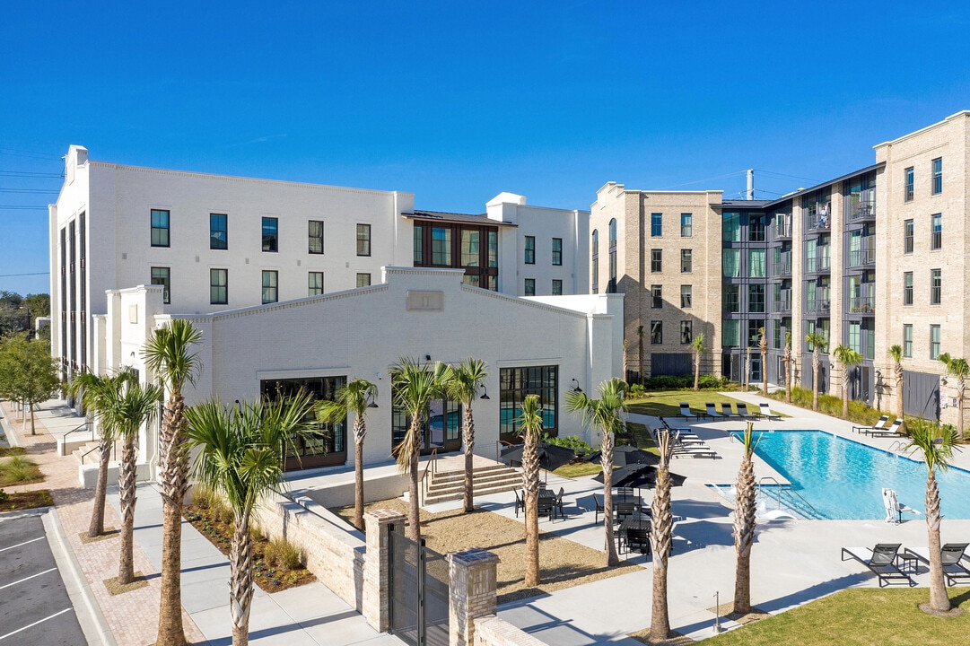 Foundry Point in Charleston, SC - Building Photo