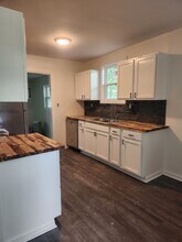 2664 Hull St in North Charleston, SC - Foto de edificio - Building Photo
