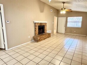 5811 Mansfield Rd in Arlington, TX - Building Photo - Building Photo