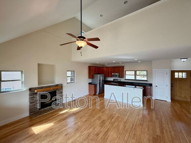 12 Conscious Way in Asheville, NC - Building Photo - Building Photo