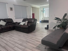 6003 W Camino San Xavier in Glendale, AZ - Building Photo - Building Photo