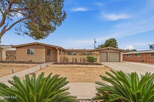 10164 Dunbarton Dr in El Paso, TX - Building Photo