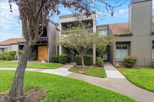 property at 3508 Savana Ln