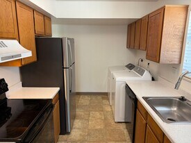 7354 S Xenia Cir in Centennial, CO - Building Photo