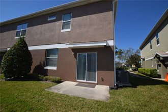 1570 Scarlet Oak Loop in Winter Garden, FL - Building Photo - Building Photo