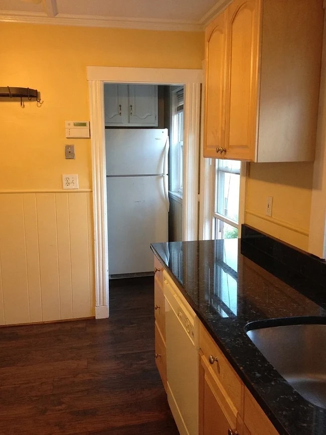 property at 43 Orchard St