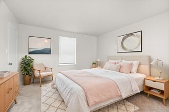 Belmont Terrace in Staunton, VA - Building Photo - Building Photo