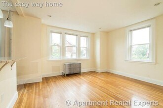 136 Highland Ave in Somerville, MA - Building Photo - Building Photo