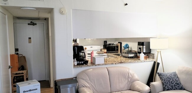 2499 Kapiolani Blvd in Honolulu, HI - Foto de edificio - Building Photo