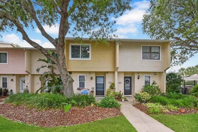 343 Monika Pl in St. Augustine, FL - Foto de edificio - Building Photo