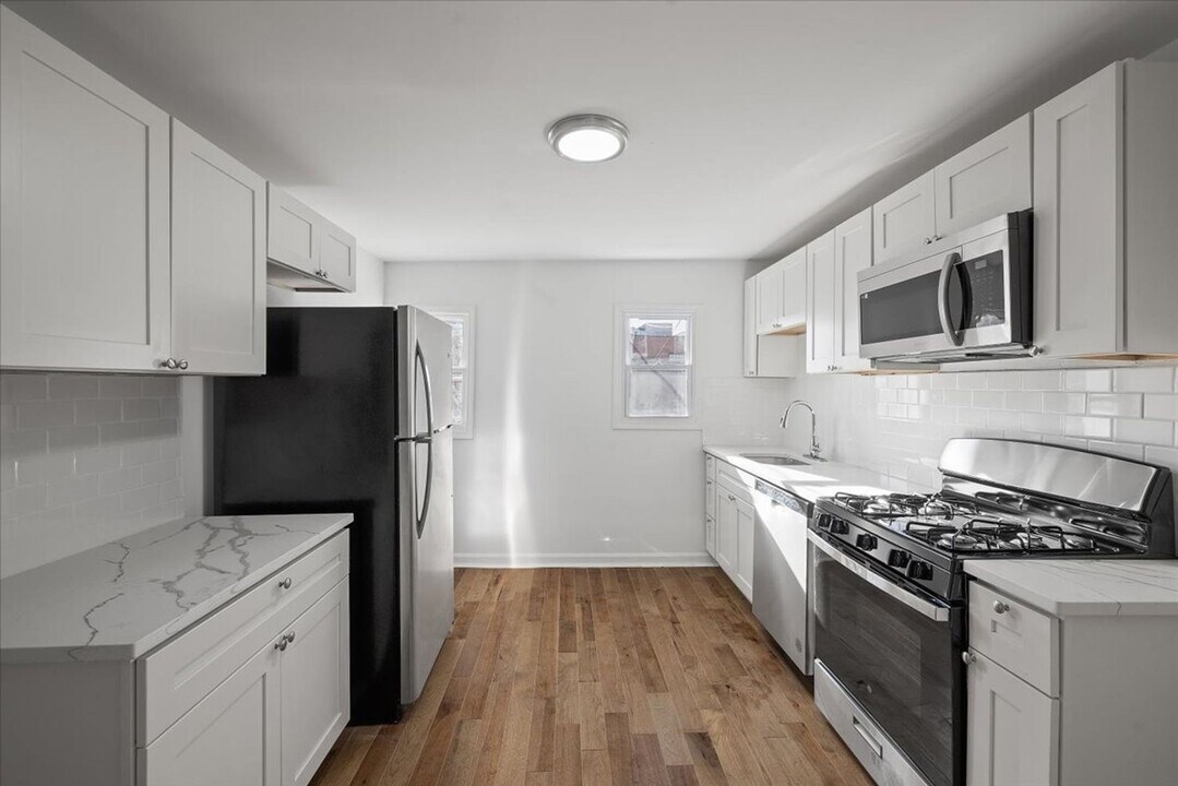4100 Howley St in Pittsburgh, PA - Building Photo