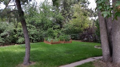 583 Nile St in Aurora, CO - Building Photo - Building Photo