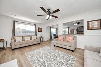 20403 Blue Juniper Dr in Katy, TX - Foto de edificio - Building Photo