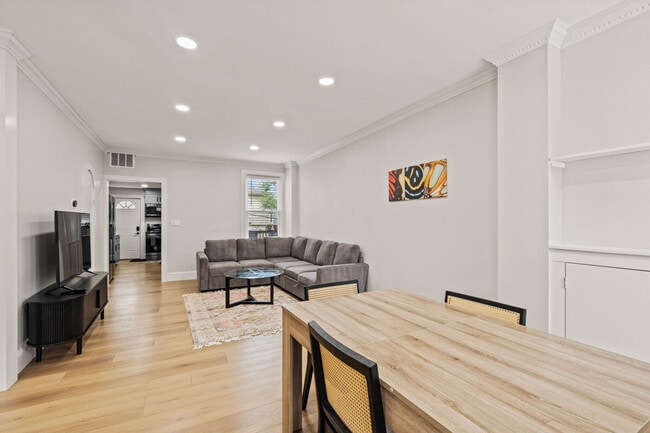 613 Harvard St NW in Washington, DC - Building Photo - Building Photo