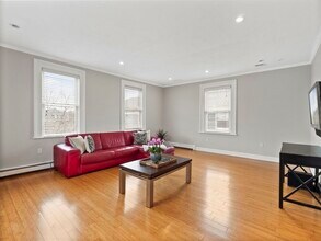 174 Middlesex Ave in Medford, MA - Building Photo - Building Photo