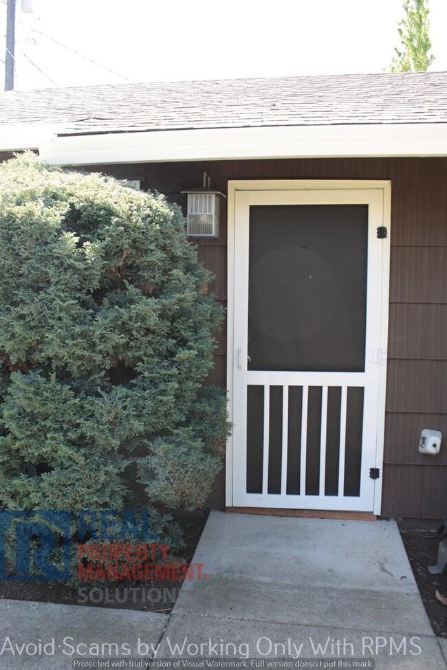 5021 NE 17th Ave in Portland, OR - Building Photo - Building Photo