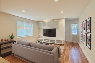 1264-1268 Alcatraz Ave in Berkeley, CA - Building Photo - Building Photo