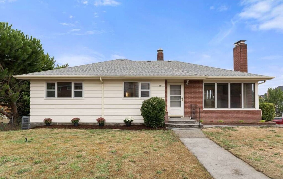 441 Logus St in Oregon City, OR - Building Photo