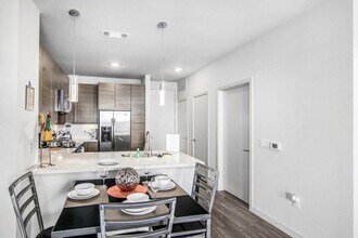 3030 Elizabeth St in Dallas, TX - Building Photo - Building Photo