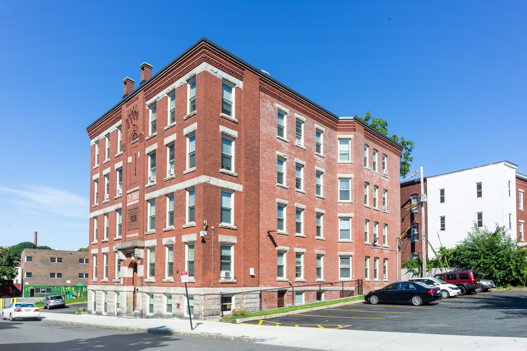 6 Jaques Ave in Worcester, MA - Foto de edificio