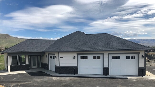 property at 3979 Crestview St