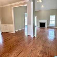 821 Savannah Ln in Calera, AL - Foto de edificio - Building Photo