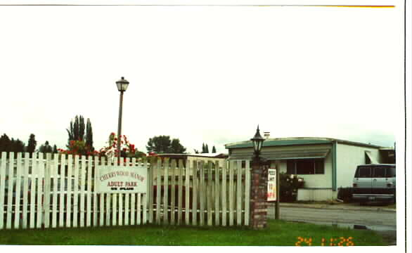 Cherrywood Manor in Edgewood, WA - Foto de edificio - Building Photo