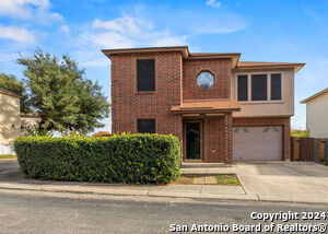 8910 Kenton Briar in San Antonio, TX - Building Photo