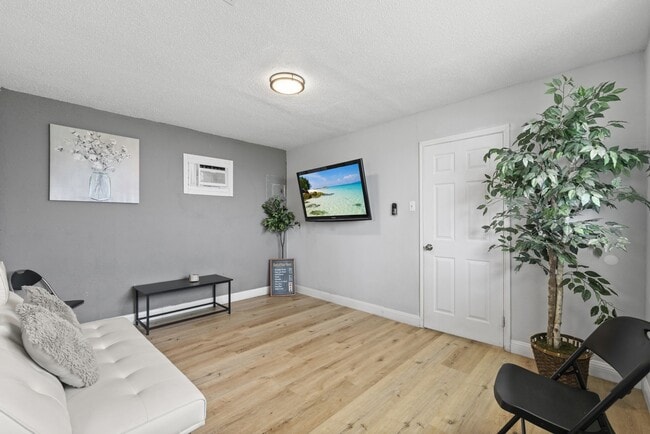 property at 4018 Sealy Ave