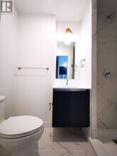 395 Dundas St W in Oakville, ON - Building Photo - Building Photo