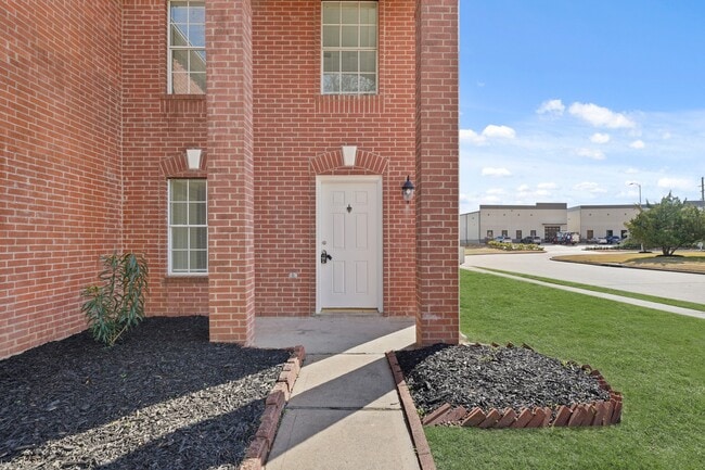 property at 21619 Knightsbrook Ln