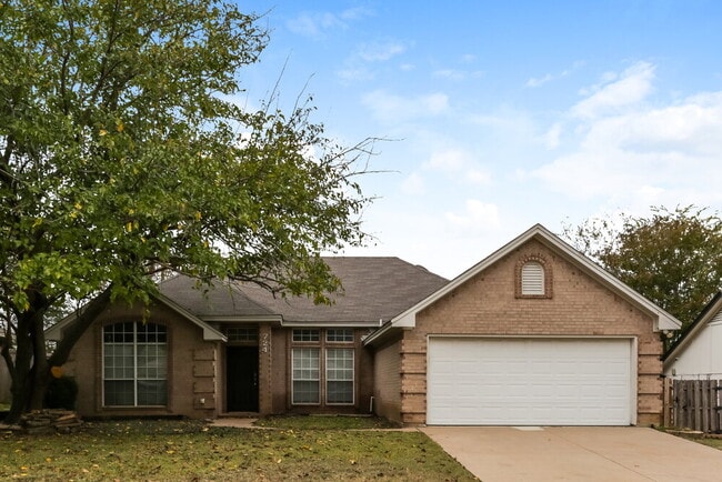 property at 724 Nicole Dr