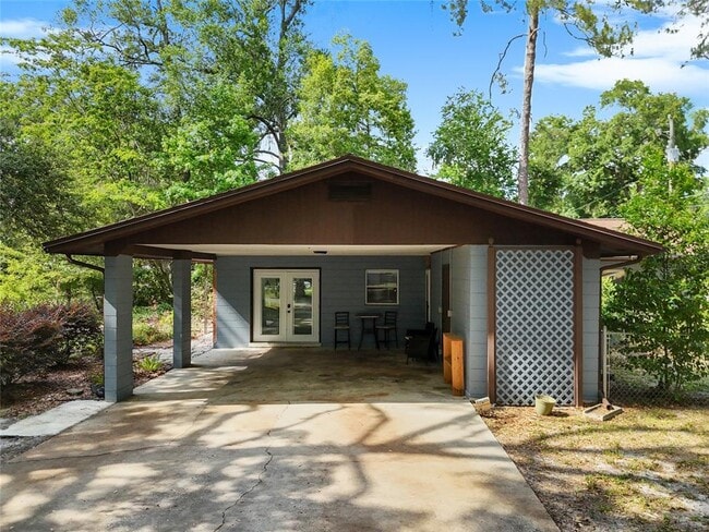 4205 NW 21st Terrace in Gainesville, FL - Building Photo - Building Photo
