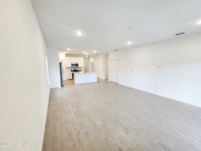 8505 Horsebit Cir in Jacksonville, FL - Building Photo - Building Photo