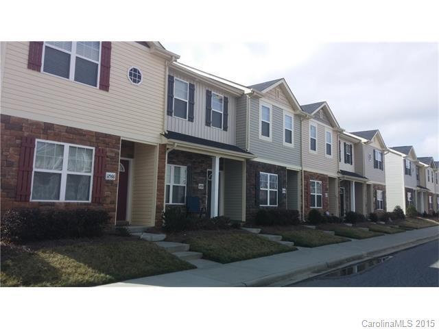 12550 McGrath Dr, Unit 3032 in Charlotte, NC - Foto de edificio