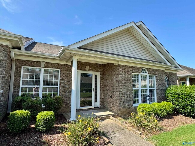 21946 Williamsburg Dr in Athens, AL - Building Photo - Building Photo