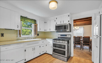 608 Berkeley Ave in Beachwood, NJ - Building Photo - Building Photo