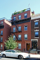 353 21st St Apartments