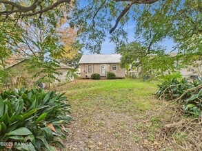 136 Tissington St in Broussard, LA - Building Photo - Building Photo