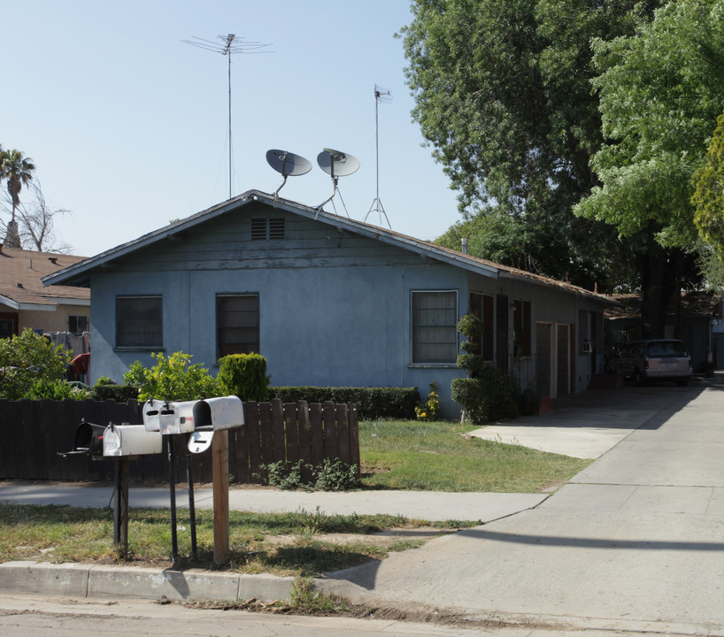 1849 7th St in Riverside, CA - Foto de edificio