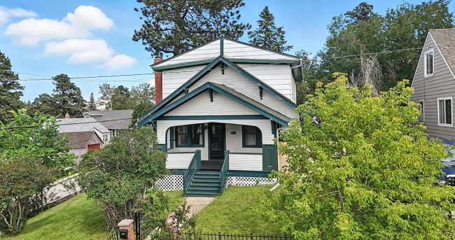 212 May St in Lead, SD - Foto de edificio - Building Photo