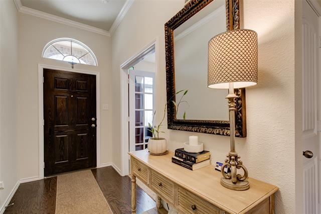 531 Sydney St in Wilmer, TX - Building Photo - Building Photo