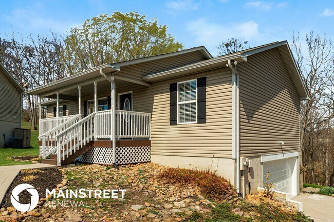 7517 Barnbrook Ln, Unit AUCMXP in Knoxville, TN - Foto de edificio - Building Photo