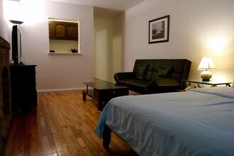 165 E 89th St in New York, NY - Building Photo - Building Photo