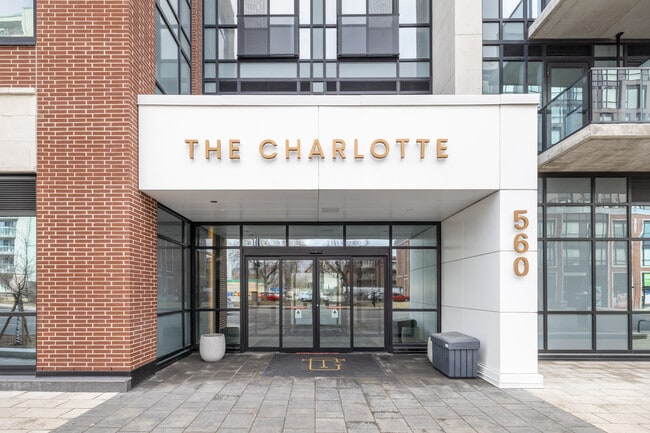 The Charlotte in Ottawa, ON - Foto de edificio - Building Photo