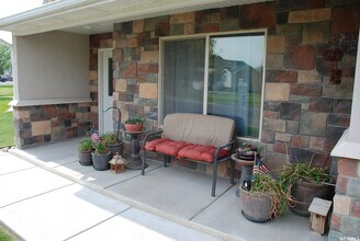 7453 Sandalwood Dr in South Weber, UT - Building Photo - Building Photo