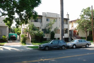 920-922 E Harvard St in Glendale, CA - Building Photo - Building Photo