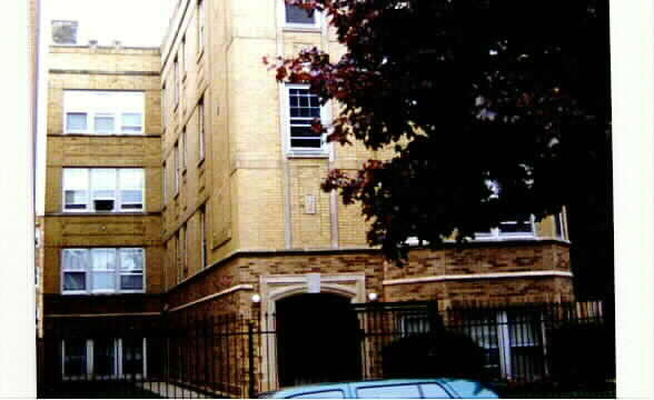 6516-6518 N Mozart St in Chicago, IL - Building Photo - Building Photo