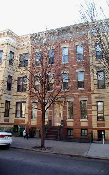 1722 Madison St in Ridgewood, NY - Building Photo - Building Photo